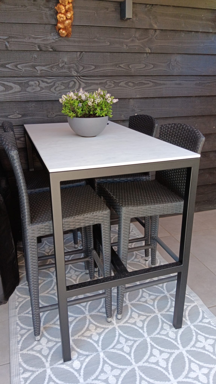 keramische marmerlook bartafel