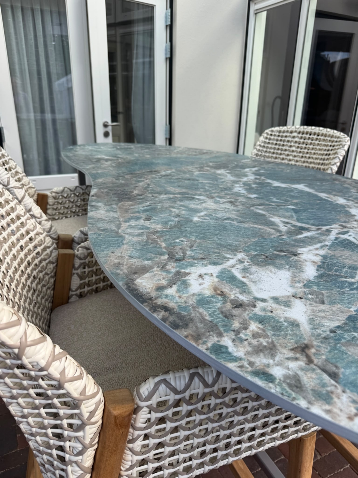 keramische marmerlook tuintafel