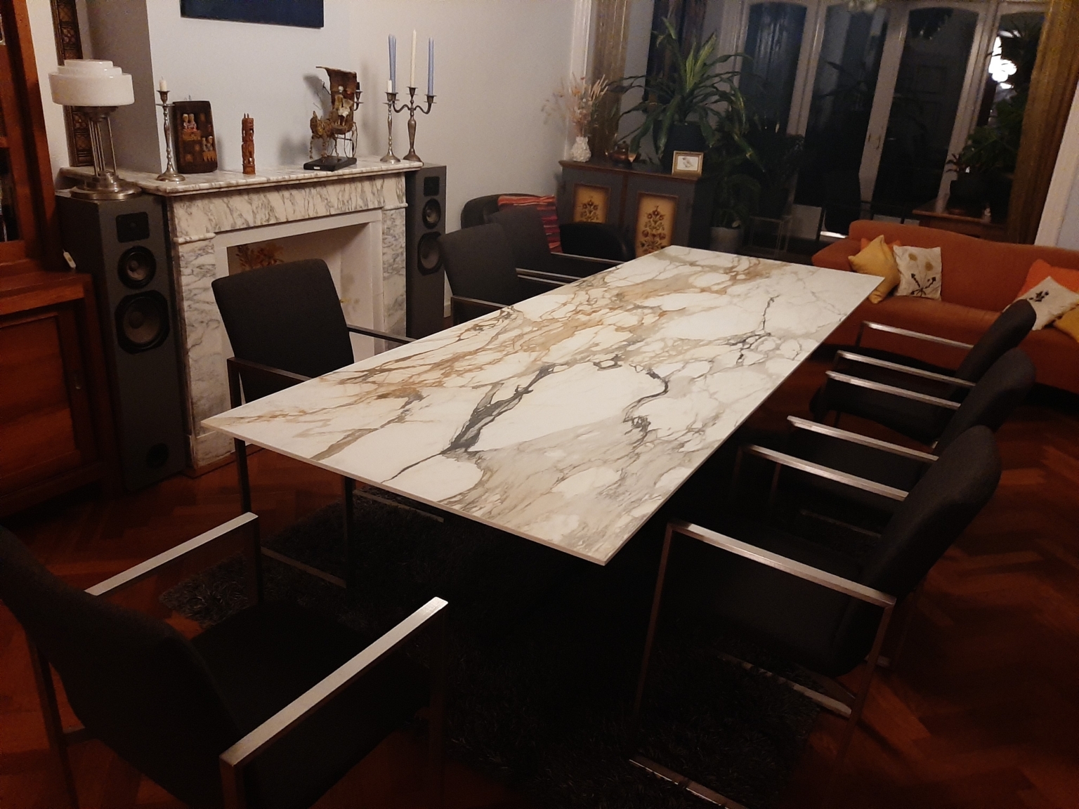 keramische marmerlook eettafel