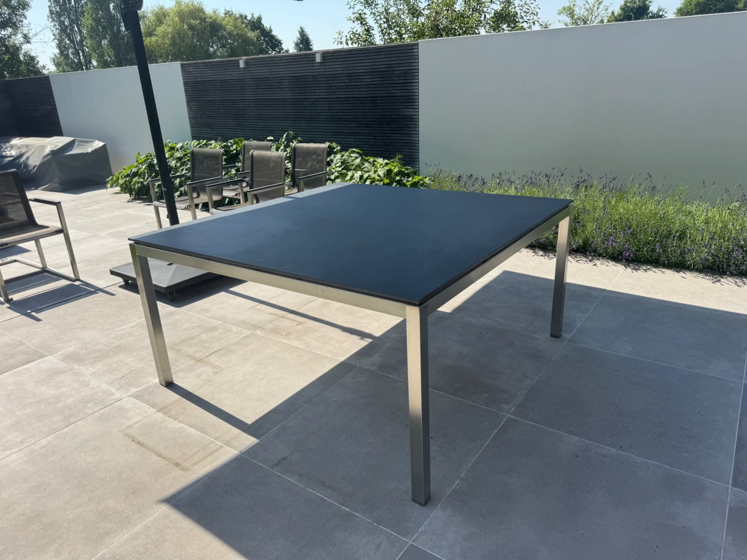keramische stonelook eettafel
