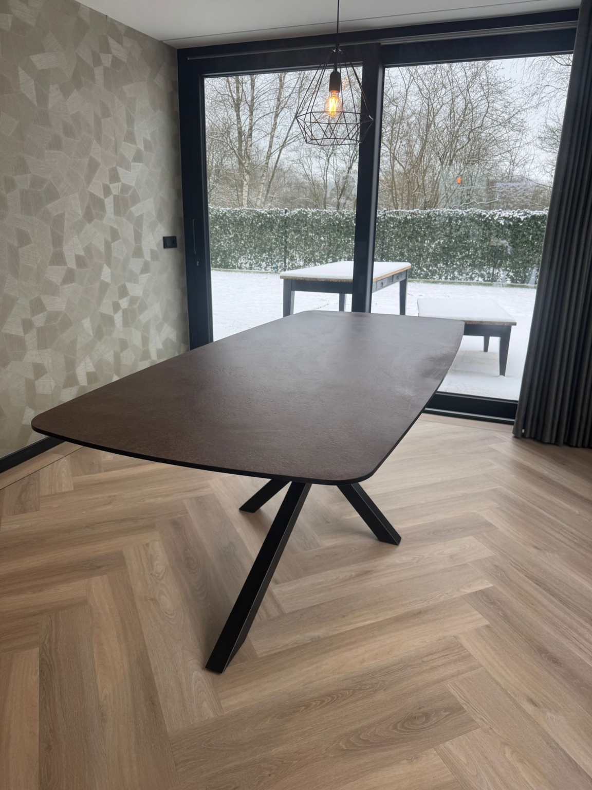 keramische stonelook eettafel