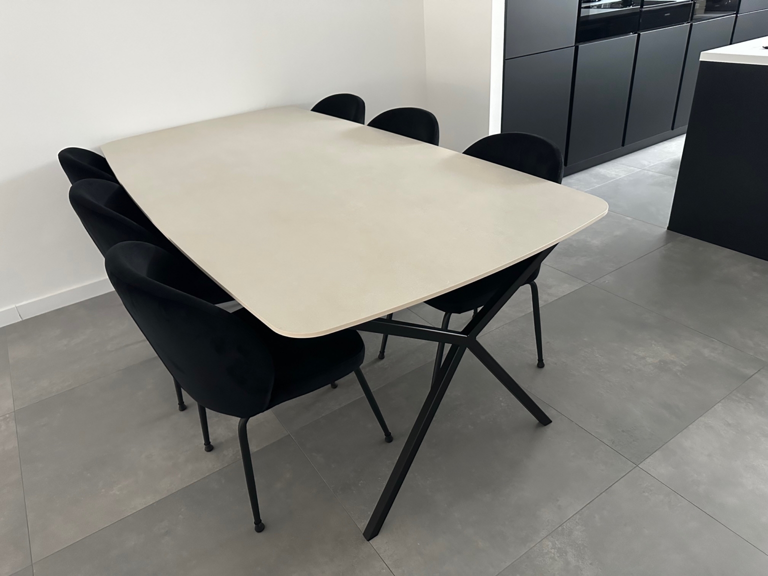 keramische marmerlook eettafel